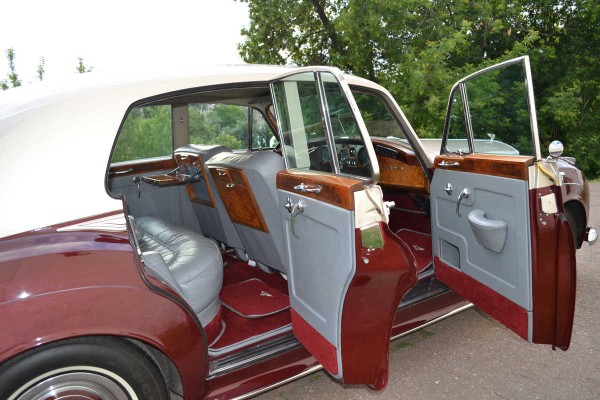 Bentley S2 4-door Saloon. 1960
